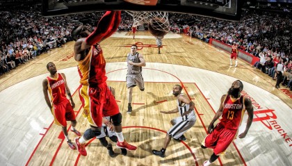 开云体育世界杯-德甲争冠战与NBA季后赛，足球篮球双线激战，热血与意志的交锋