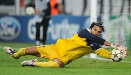 开云体育-霍勒迪扛起全队，新疆队单节拉开热火，当个体意志点燃集体火焰