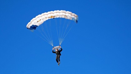 开云APP-努涅斯比赛走势一手掌控，卡塔尔淘汰勒沃库森，资本与足球的全球新棋局