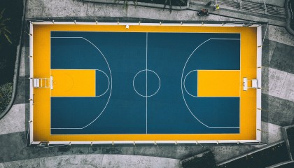 世界杯2026-加纳斩落突尼斯，苏亚雷斯在德甲争冠战接管比赛，足球世界的双重变奏