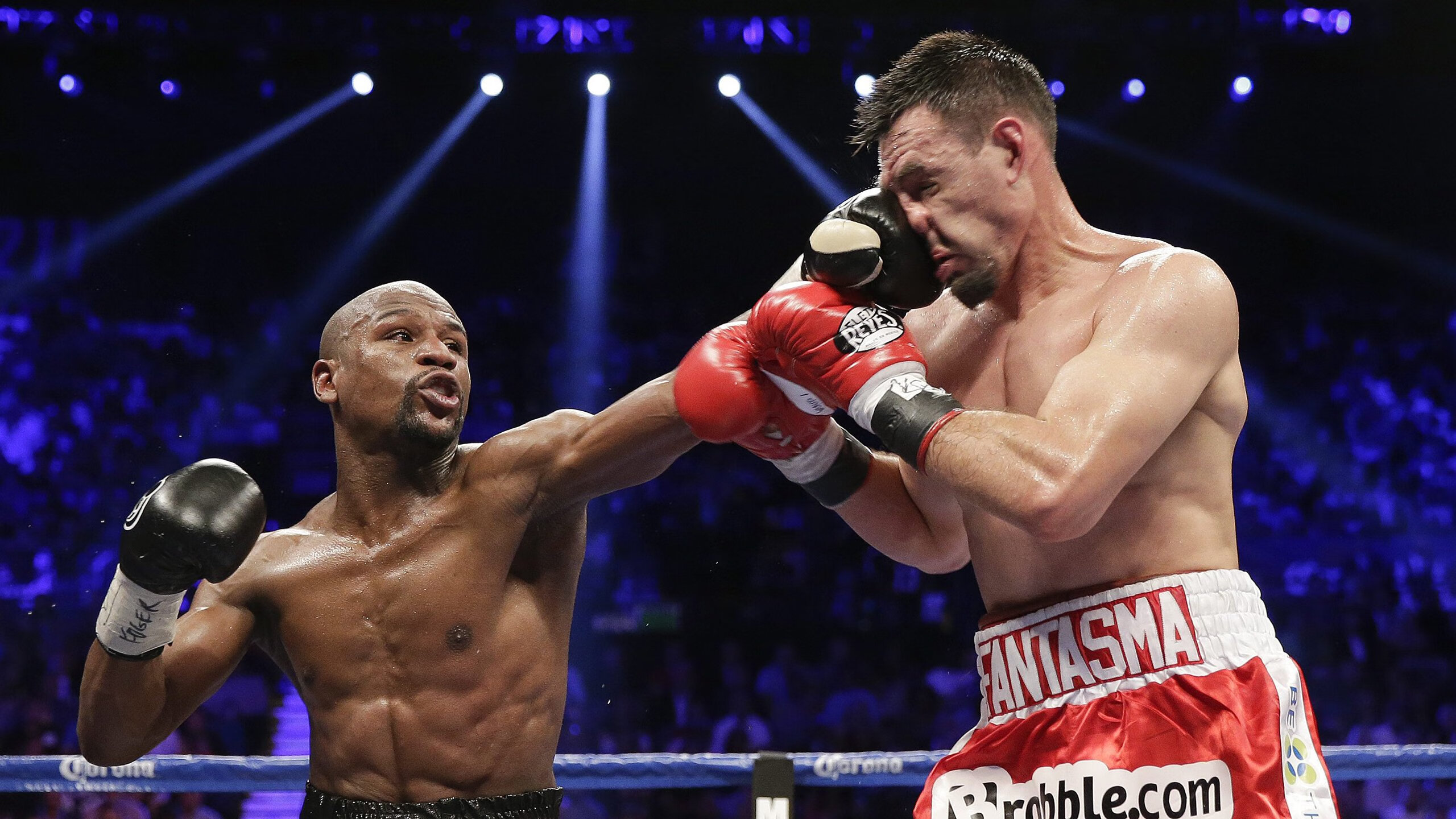 伊萨克关键回合不手软，加纳与哥伦比亚的绿茵博弈，远不止于胜负