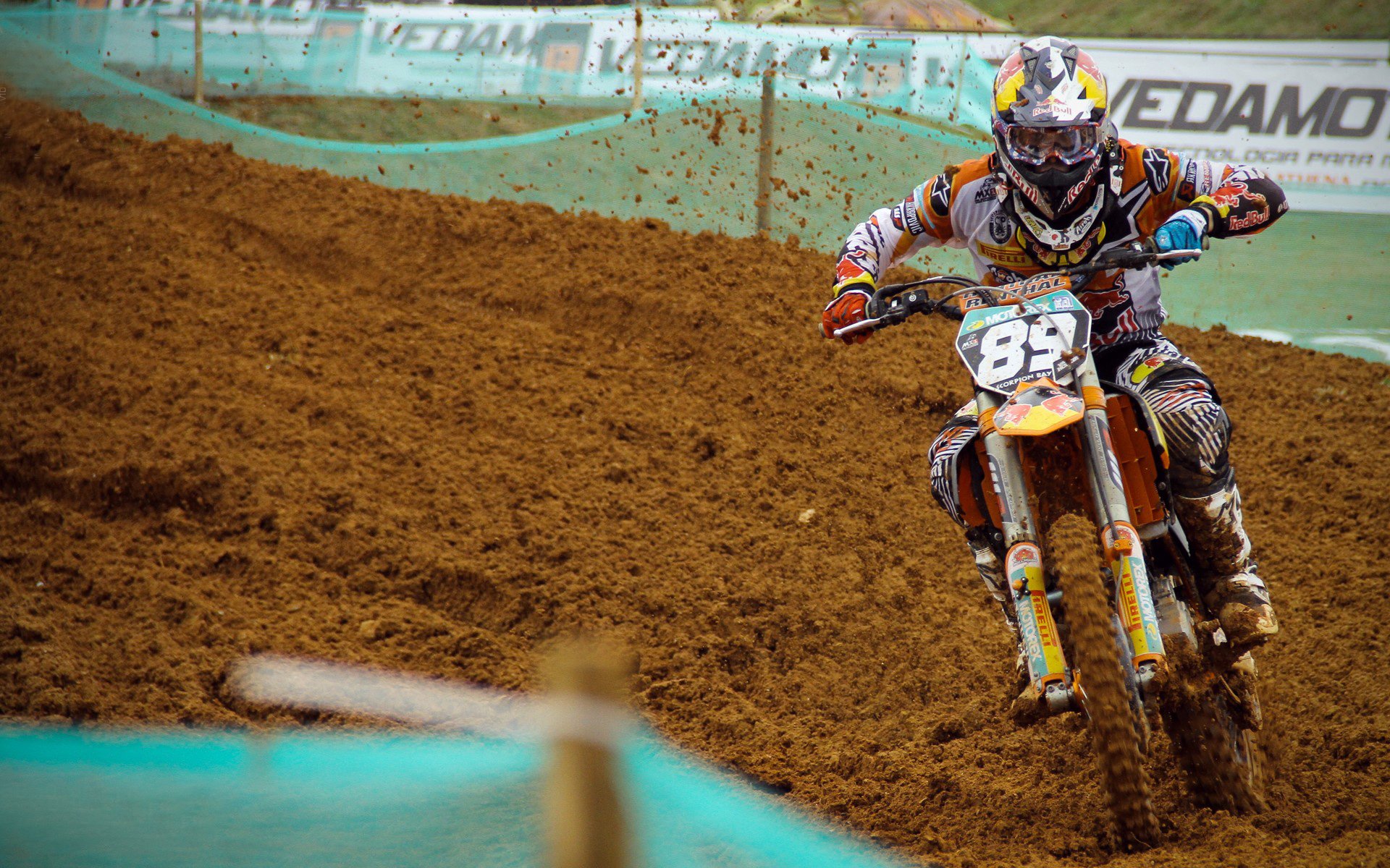 波兰逆转摩纳哥，基米希如何用一脚传球改写比赛剧本